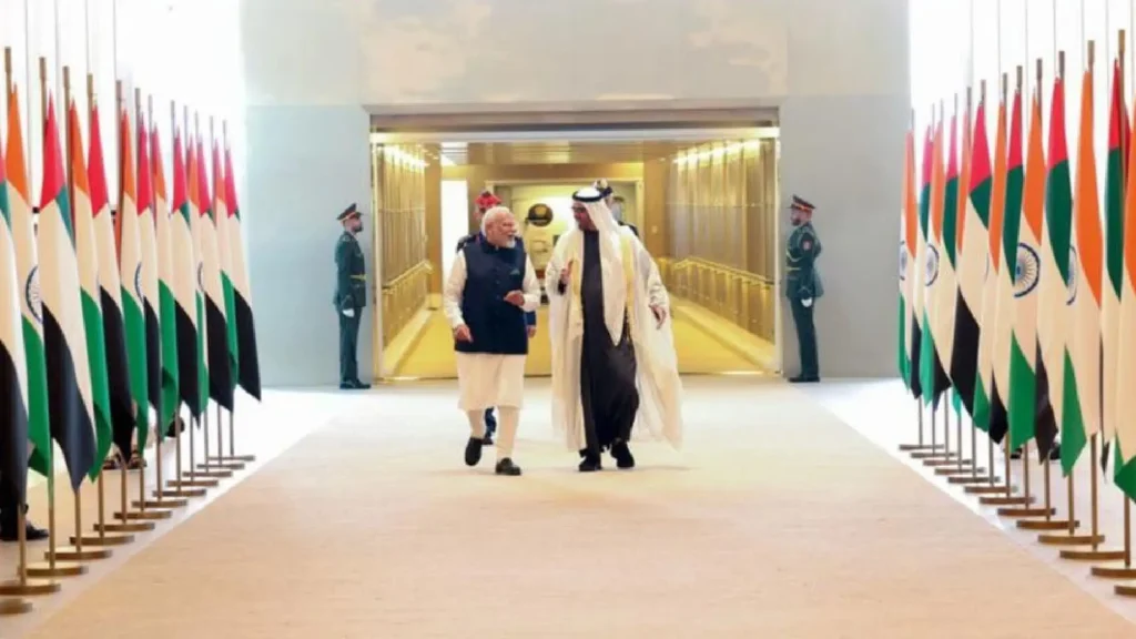 3 बातें- PM Modi का Mega Tour, Rahul Gandhi Controversy, और Pulwama Mastermind Killed 1 modi